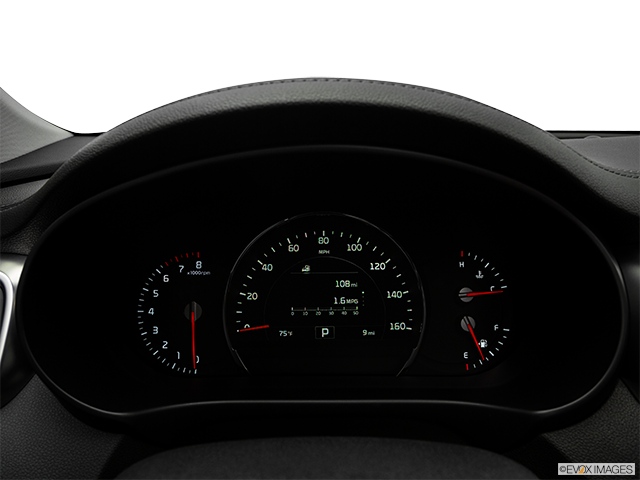 2018 Kia Sorento | Speedometer/tachometer