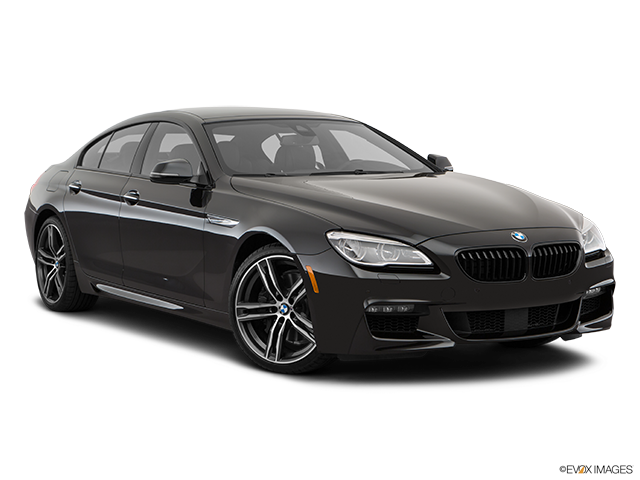 2018 BMW M6 Coupe | Front passenger 3/4 w/ wheels turned