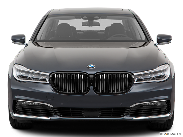 2018 BMW 7 Series | Low/wide front