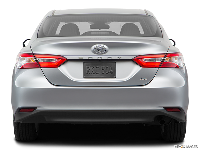 2018 Toyota Camry | Low/wide rear