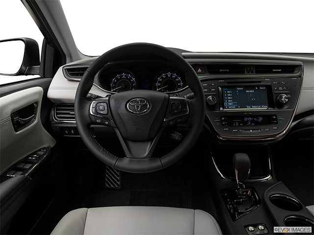 2018 Toyota Avalon | Steering wheel/Center Console