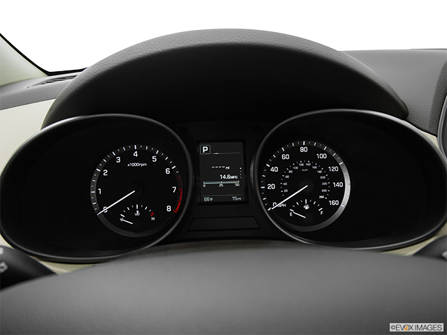 2018 Hyundai Santa Fe Sport | Speedometer/tachometer