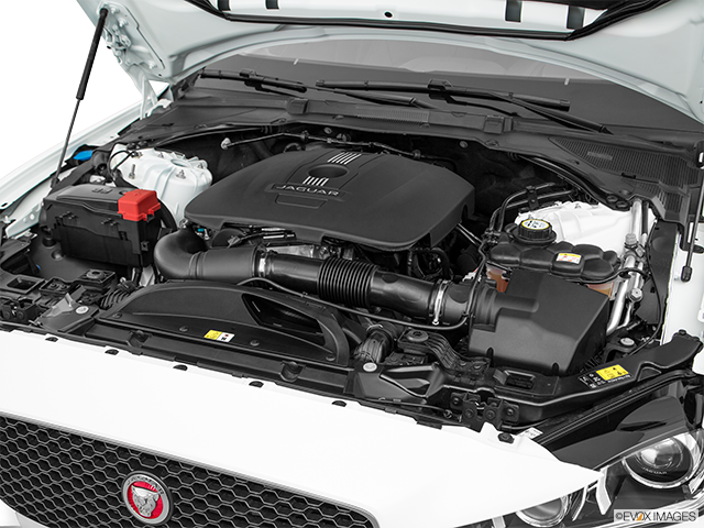 2018 Jaguar XE | Engine