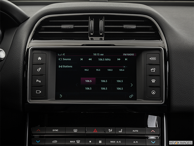 2018 Jaguar XE | Closeup of radio head unit