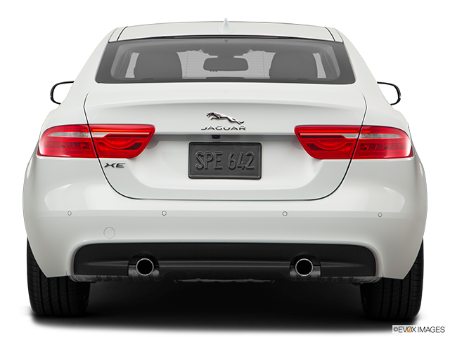 2018 Jaguar XE | Low/wide rear
