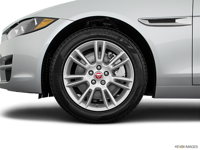 2018 Jaguar XE | Front Drivers side wheel at profile