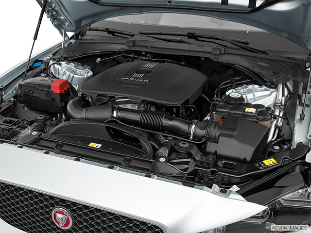 2018 Jaguar XE | Engine