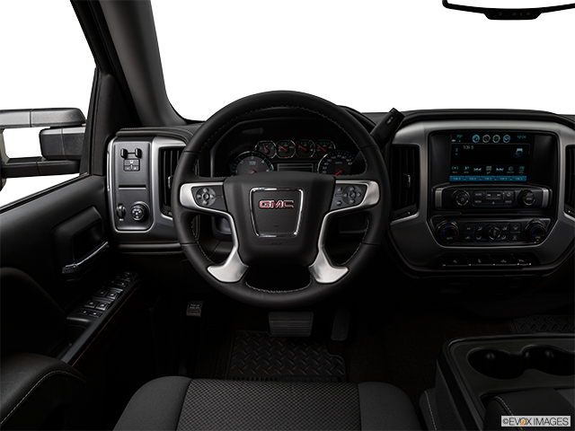 2018 GMC Sierra 1500 | Steering wheel/Center Console