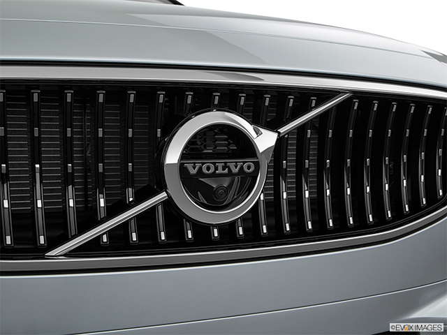 2018 Volvo V90 Cross Country | Rear manufacturer badge/emblem
