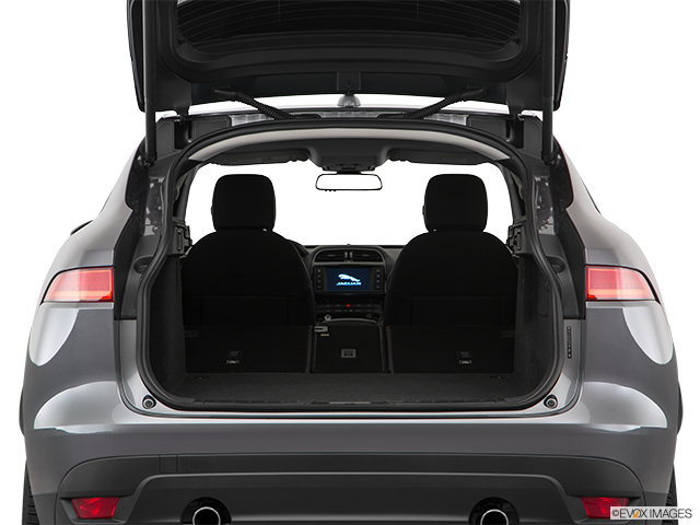 2018 Jaguar F-Pace | Hatchback & SUV rear angle