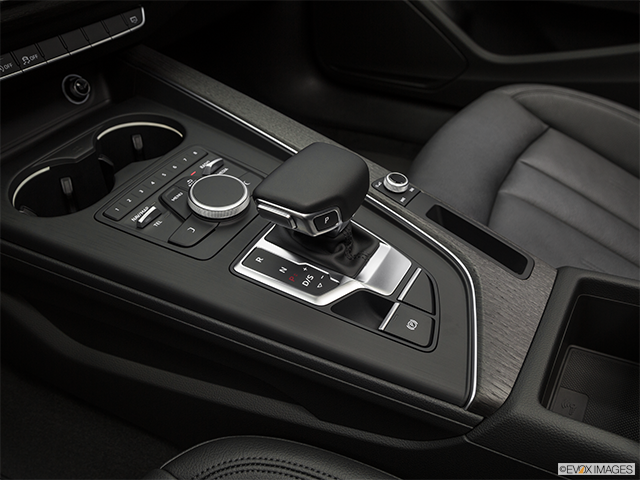 2018 Audi A5 Sportback | Gear shifter/center console