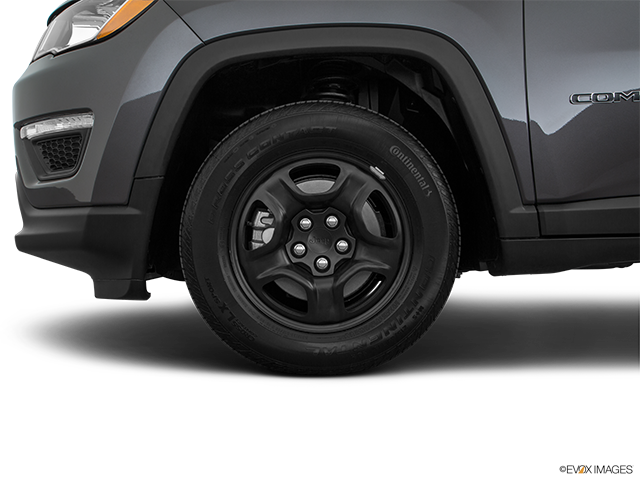 2017 Jeep All-New Compass | Front Drivers side wheel at profile