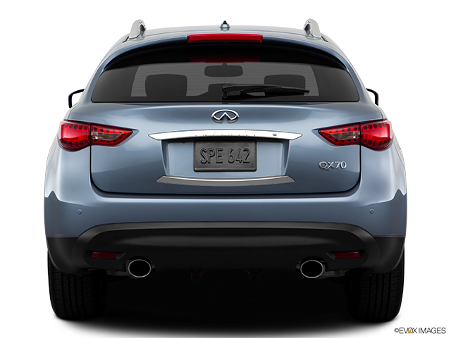 2017 Infiniti QX70 | Low/wide rear