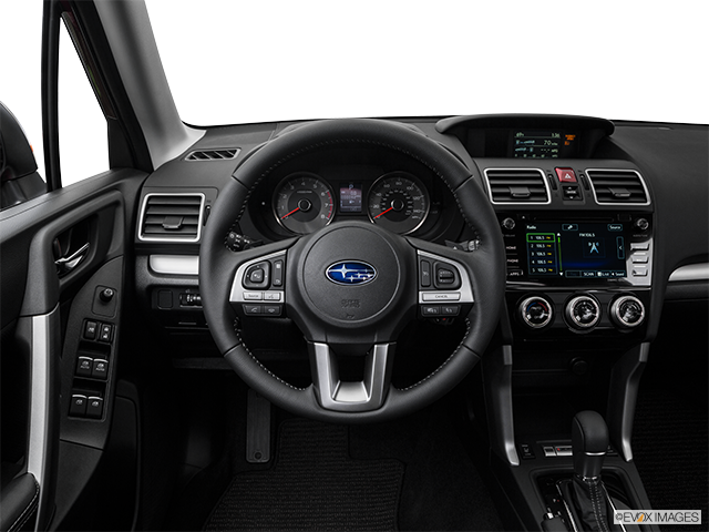 2018 Subaru Forester | Steering wheel/Center Console
