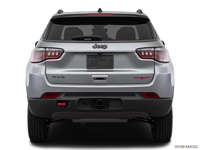 2017 Jeep All-New Compass | Low/wide rear