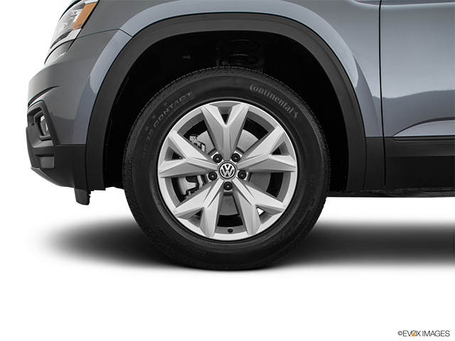 2018 Volkswagen Atlas | Front Drivers side wheel at profile