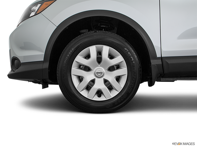 2017 Nissan Qashqai | Front Drivers side wheel at profile