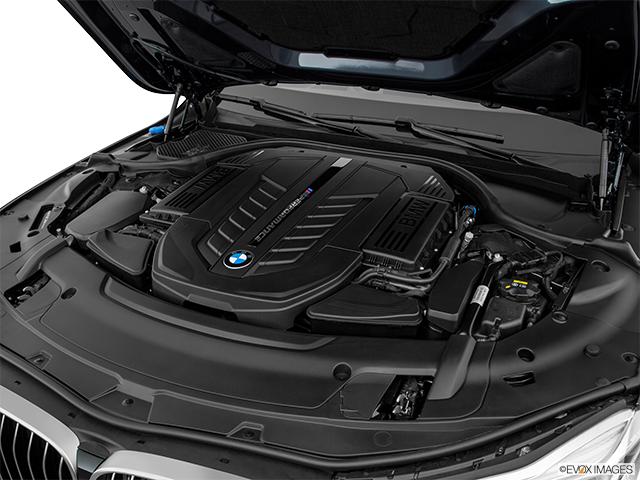 2018 BMW 7 Series | Engine