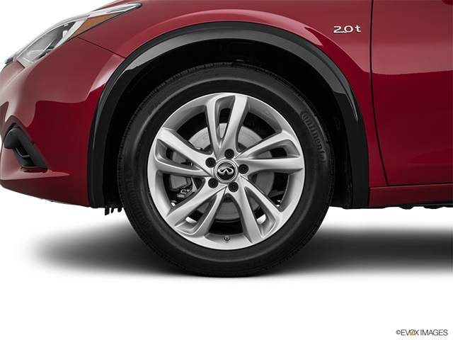2018 Infiniti QX30 | Front Drivers side wheel at profile