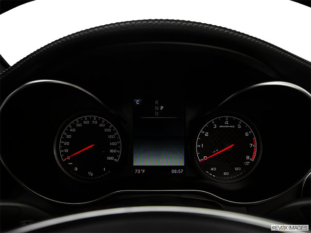 2017 Mercedes-Benz GLC Coupe | Speedometer/tachometer