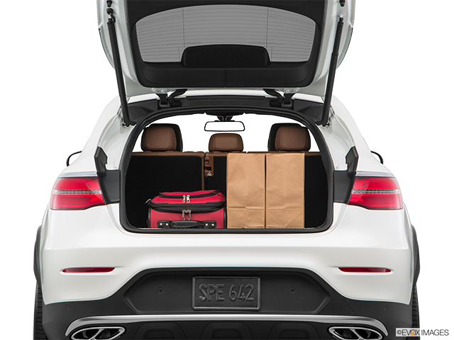 2017 Mercedes-Benz GLC Coupe | Trunk props