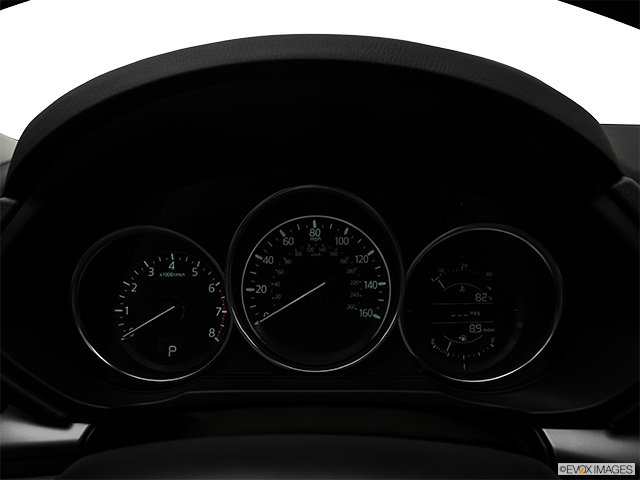 2017 Mazda CX-5 | Speedometer/tachometer