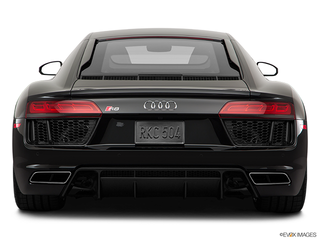 2018 Audi R8 | Low/wide rear