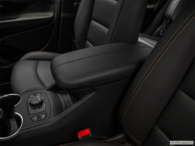 2018 GMC Terrain | Front center console with closed lid, from driver’s side looking down