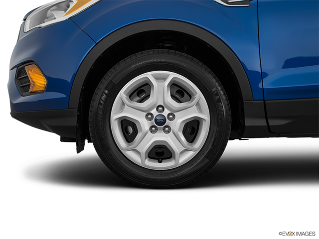 2018 Ford Escape | Front Drivers side wheel at profile