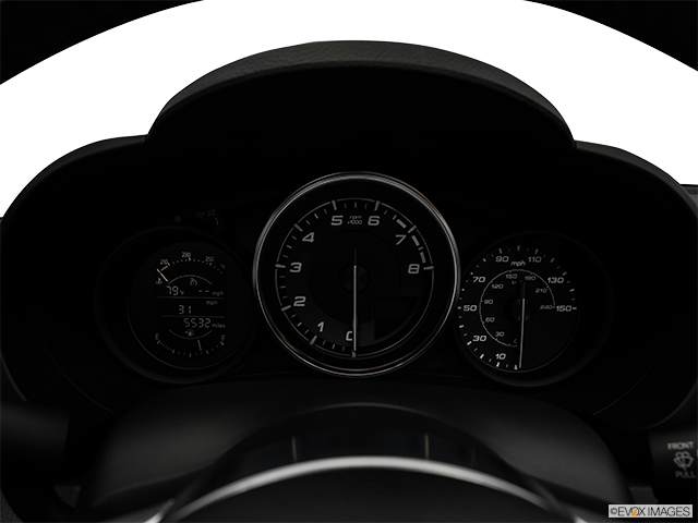2018 Fiat 124 Spider | Speedometer/tachometer