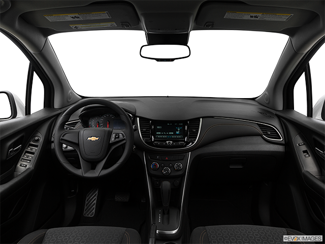 2018 Chevrolet Trax | Centered wide dash shot