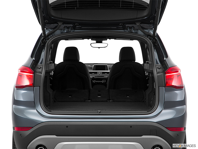 2018 BMW X1 | Hatchback & SUV rear angle