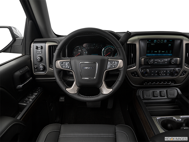 2018 GMC Sierra 1500 | Steering wheel/Center Console