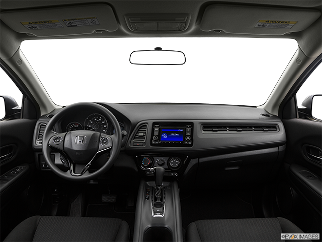 2018 Honda HR-V | Centered wide dash shot