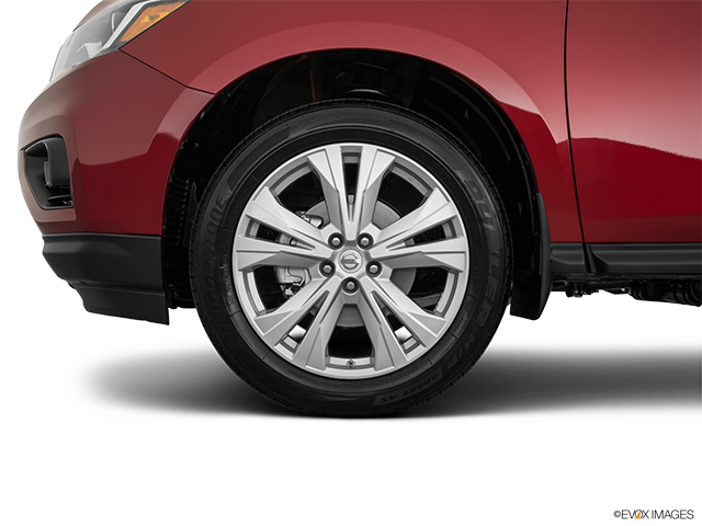 2018 Nissan Pathfinder | Front Drivers side wheel at profile