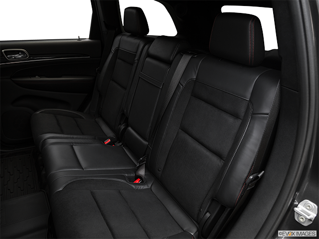 2018 Jeep Grand Cherokee | Rear seats from Drivers Side