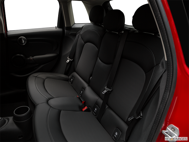 2018 MINI Cooper | Rear seats from Drivers Side