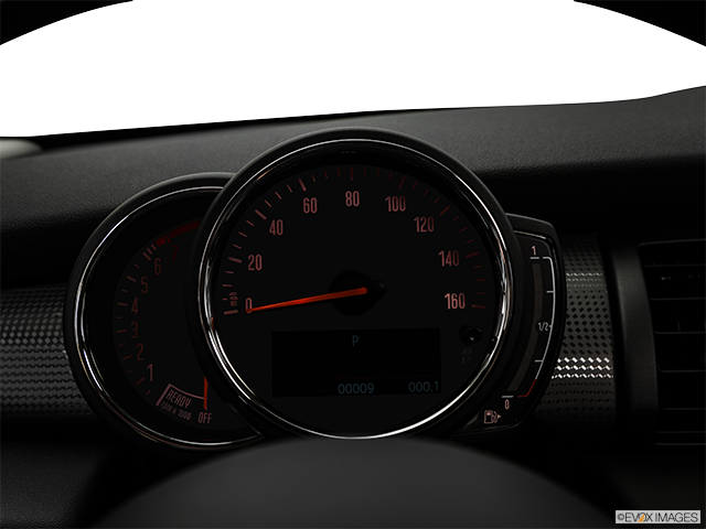 2018 MINI Cooper | Speedometer/tachometer