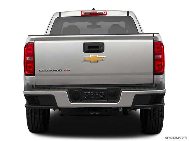 2018 Chevrolet Colorado | Low/wide rear