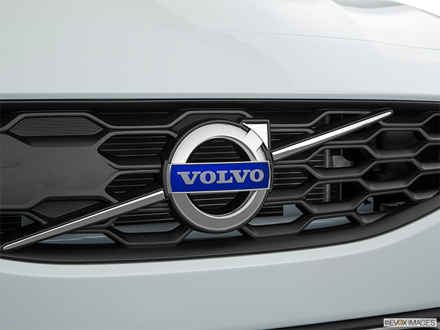2019 Volvo V60 Cross Country | Rear manufacturer badge/emblem