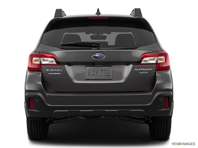 2018 Subaru Outback | Low/wide rear