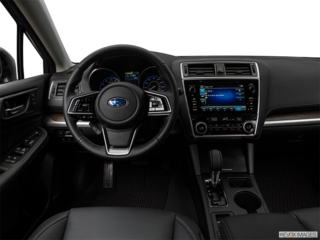 2018 Subaru Outback | Steering wheel/Center Console