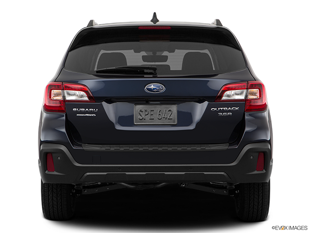 2018 Subaru Outback | Low/wide rear