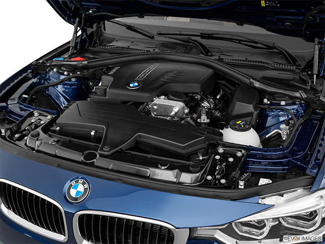 2018 BMW 3 Series | Engine