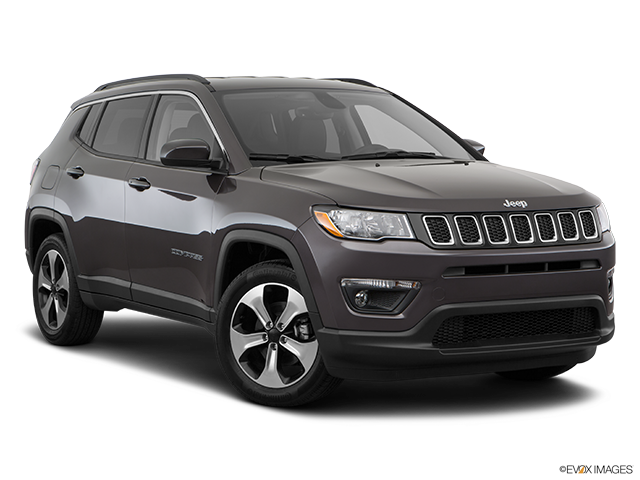 2018 Jeep Compass | Front passenger 3/4 w/ wheels turned