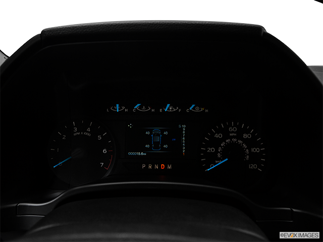 2018 Ford F-150 | Speedometer/tachometer