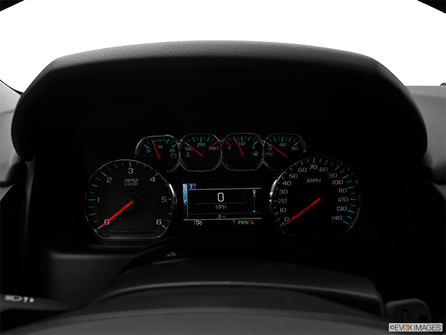 2018 Chevrolet Tahoe | Speedometer/tachometer