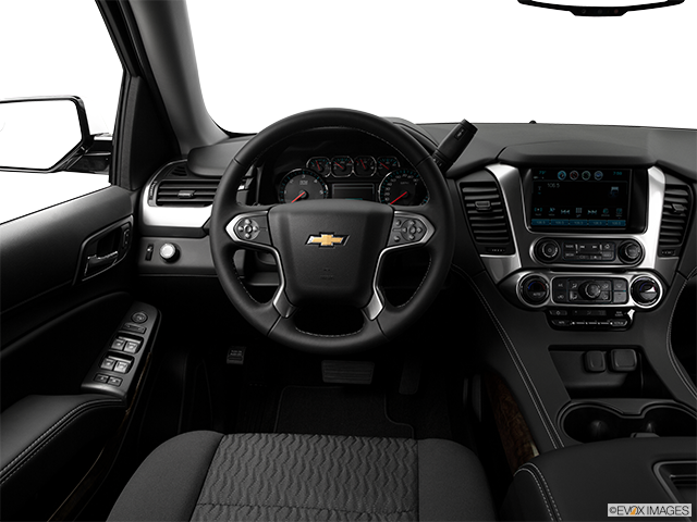 2018 Chevrolet Tahoe | Steering wheel/Center Console