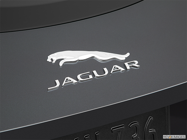 2018 Jaguar F-TYPE | Rear manufacturer badge/emblem