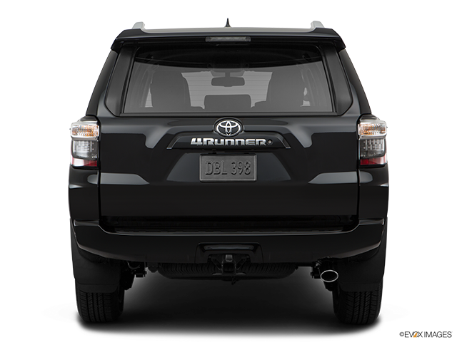 2018 Toyota 4Runner | Low/wide rear